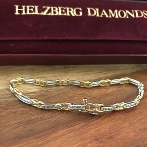 ✨Helzberg Diamonds Bracelet✨